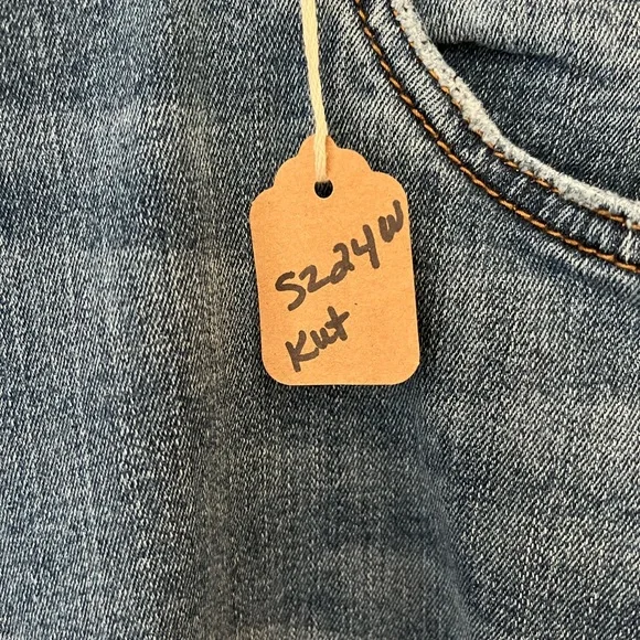 Kut from the Kloth Classic Light Wash Jeans Women’s Size 24W - Picture 6 of 13